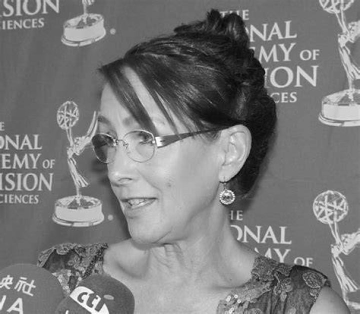  Julie Rosendo