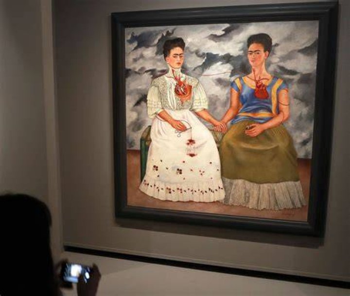 Why did frida kahlo paint the broken column